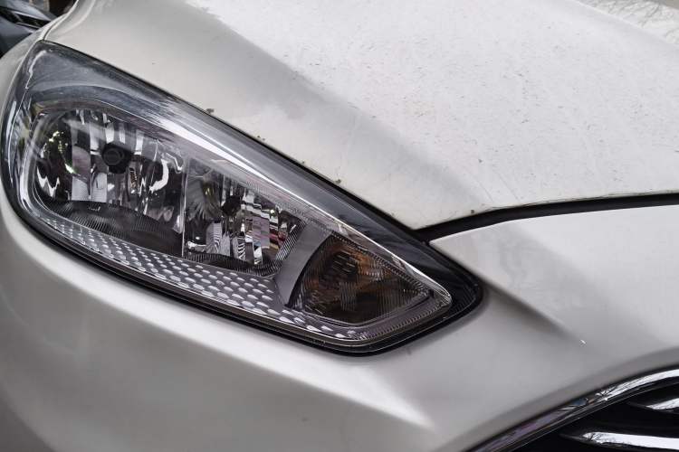 Used Ford Focus 2017 Sedan 1.6L Manual Fashion Edition Smart Drive Version