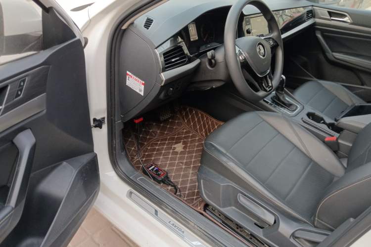 Used Volkswagen Lavida 2018 1.5L Automatic Comfort Edition China V Standard