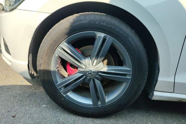 Used Volkswagen Lamando 2017 280TSI DSG Comfort Edition
