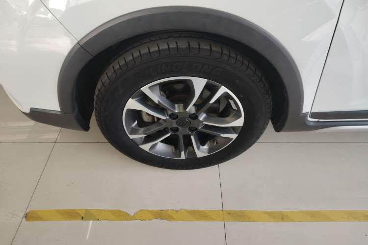 Used Geely Auto Vision X3 2019 Upgraded Model 1.5L CVT Prestige Version
