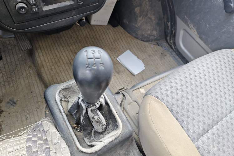 Used Wuling Zhiguang 2015 1.2L Practical LS-I Model