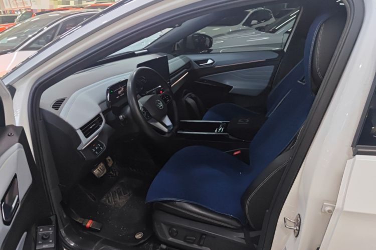 Used Volkswagen ID.4 X 2024 Pure & Smart Edition