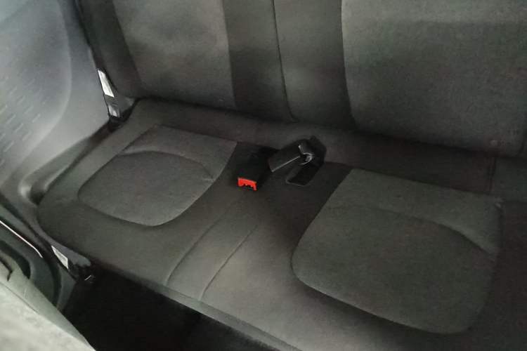 Used Wuling Hongguang MINIEV 2021 Macaron Premium Model – Lithium Iron Phosphate Left Rear Seat