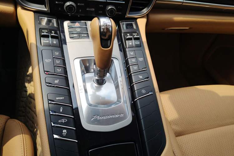 Used Porsche Panamera 2014 Panamera 3.0T Gear Lever