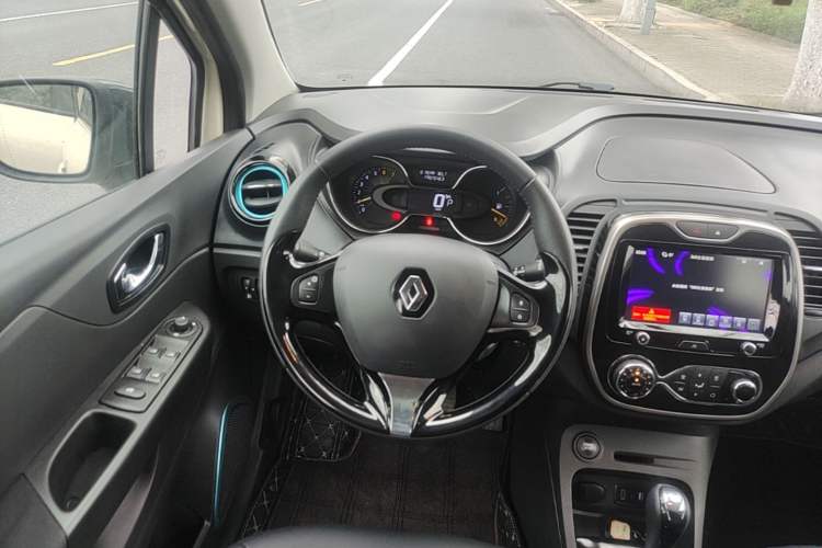 Used Renault Captur 2015 1.2T Automatic Comfort Edition
