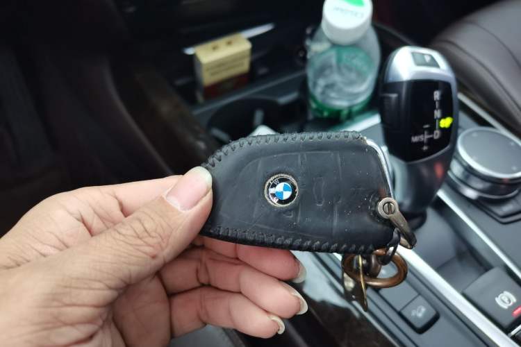 Used BMW X5 2017 xDrive28i
