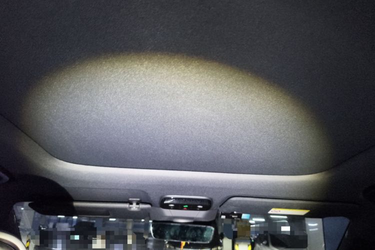 Used Lynk & Co 08 EM-P 2023 120km Long-Range Halo Headliner
