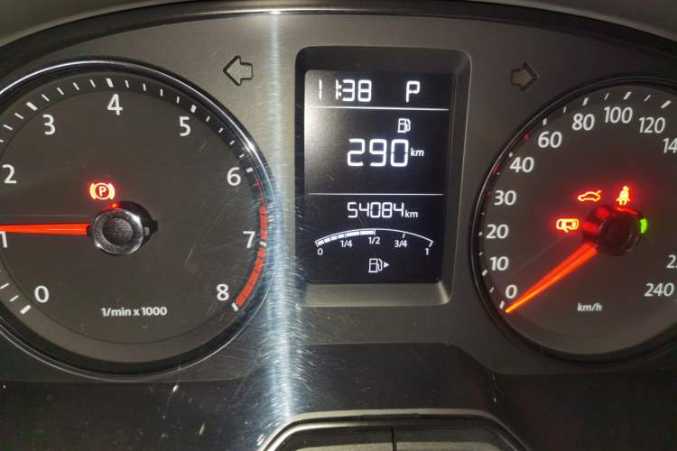 Used Volkswagen Gran Lavida 2013 1.6L Automatic Comfort Model
