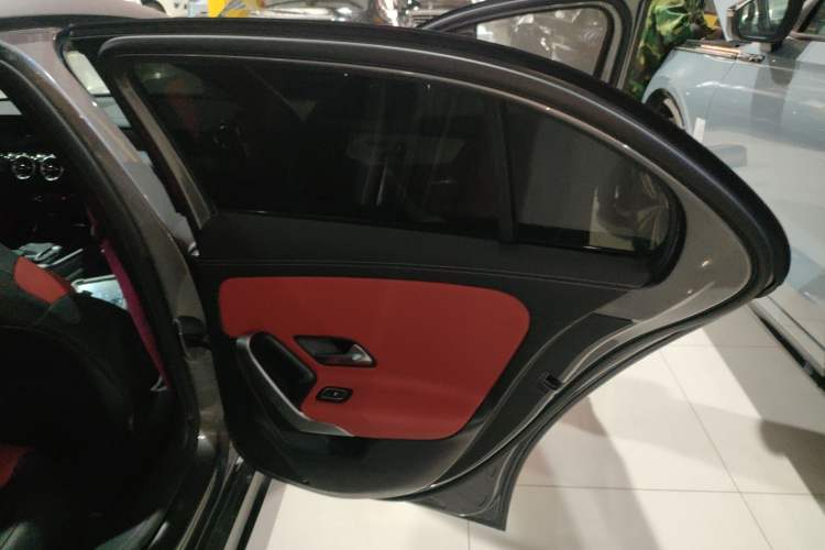 Used Mercedes-Benz A AMG 2022 AMG A 35 4MATIC Interior 3