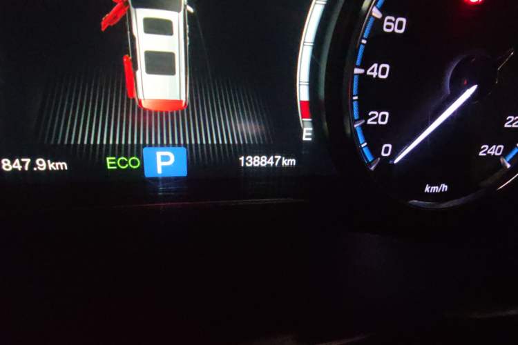 Used GAC Trumpchi M8 2018 320T Luxury Edition Odometer Close Up