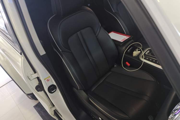 Used Tank 300 2023 City Edition 2.0T—Stylish as Ever
