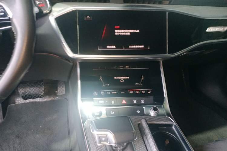 Used Audi A6L New Energy 2020 55 TFSI e quattro Audio And AC Panel
