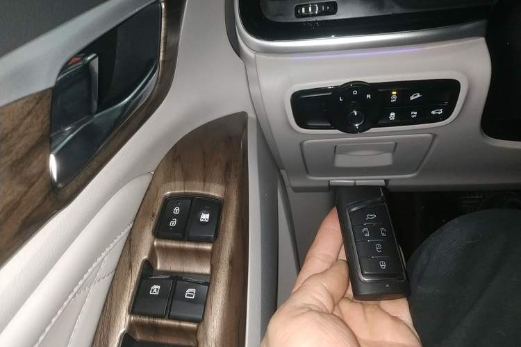 Used GAC Trumpchi M8 2018 320T Flagship Edition