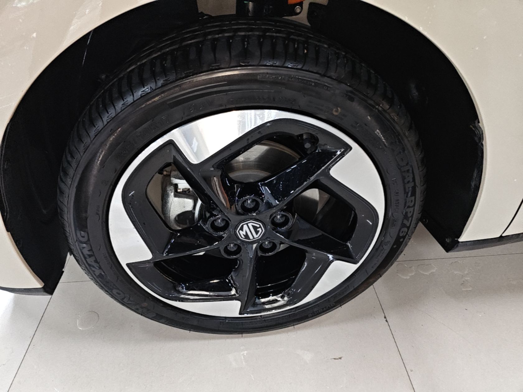 MG 4 EV 2026 Revised 437 Freedom Edition — снимка 10