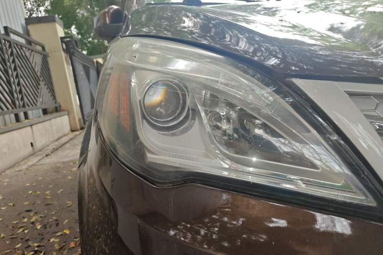 Used BAIC Weiwang M20 2014 1.5L practical type BJ415A Right Front Headlight