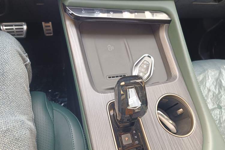 Used JETOUR Shanhai L9 2024 1.5TD 2DHT Pro 7-Seater