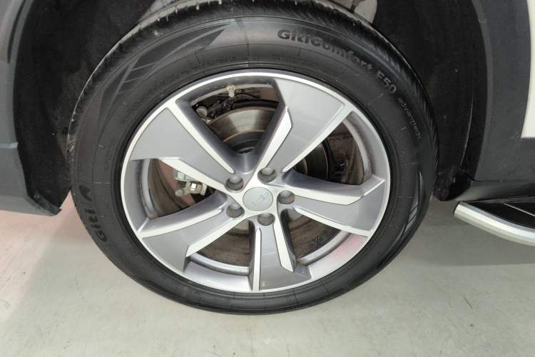 Used Geely Auto Haoyue L 2023 2.0T DCT Luxury Version Right Rear Wheel Hub