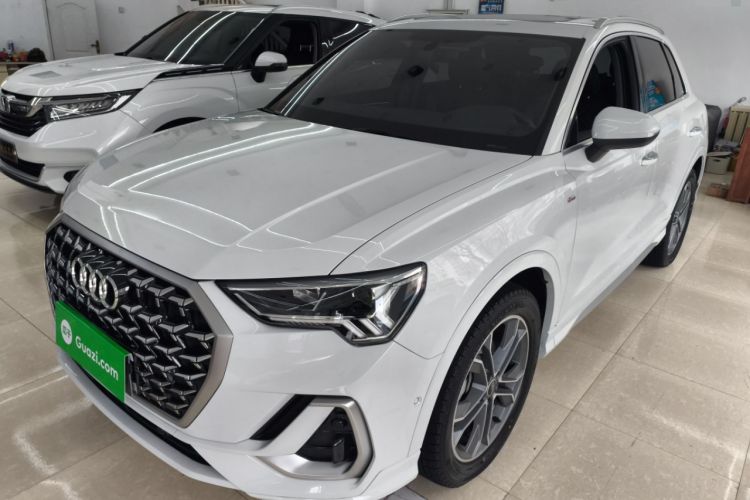 Used Audi Q3 2024 40 TFSI Fashion Dynamic Model