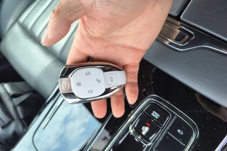 Used GAC Trumpchi M8 2023 Zongshi Series Dual-Motor YuZun Edition
