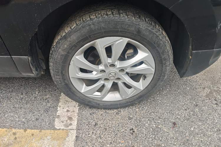 Used BAIC Senova X55 2016 1.5L Manual Comfort Version Right Front Wheel Hub