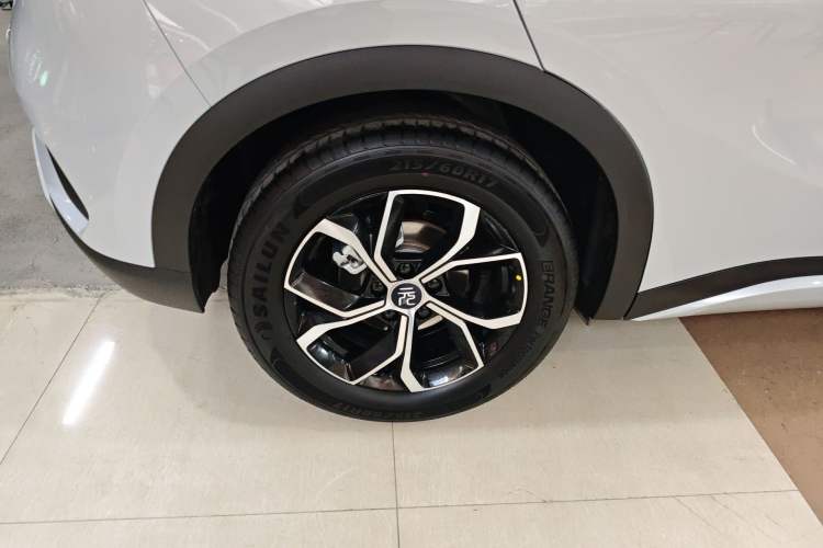 Used BYD Yuan PLUS 2024 Honor Edition 430KM Leading Model Right Rear Wheel Hub