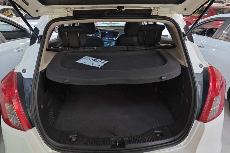 Used Buick Encore 2018 18T Automatic Two-Wheel Drive Urban Leading Model