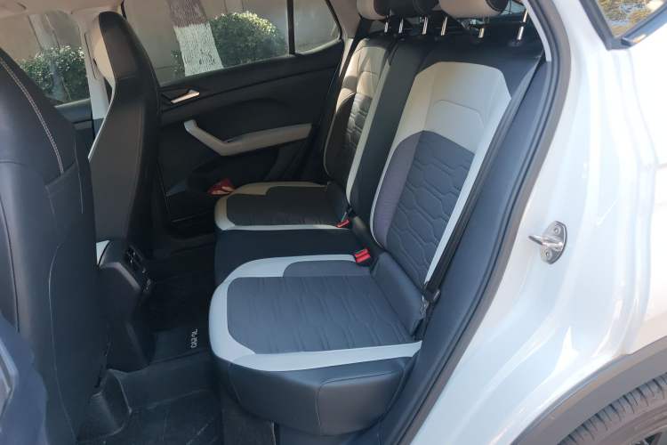 Used Volkswagen Tharu 2025 New Sharp 1.5L Ambitious Edition
