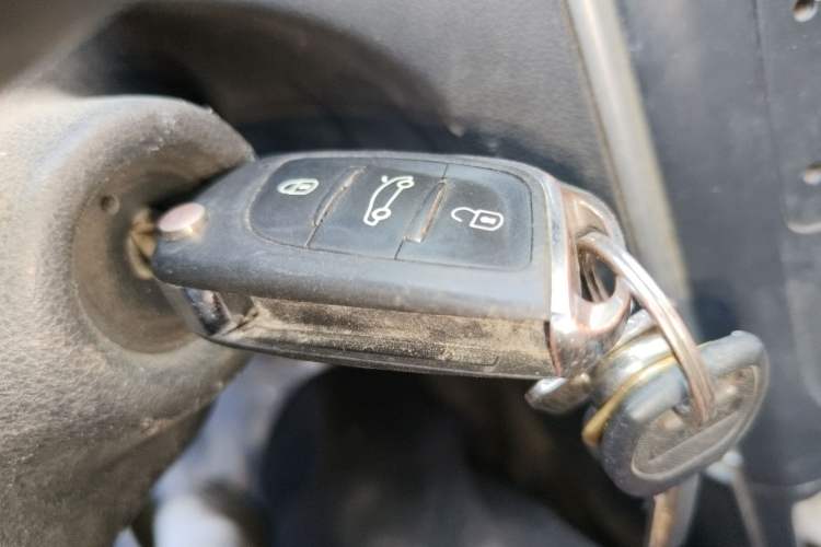 Used Peugeot 308 2014 Enjoy Edition Classic 1.6L Manual YouShang Model Vehicle Key