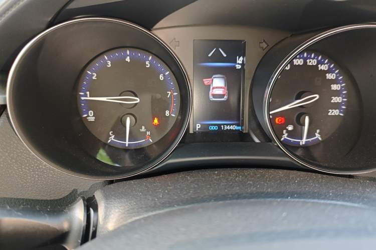 Used Toyota IZOA 2021 2.0L Yixing Version
