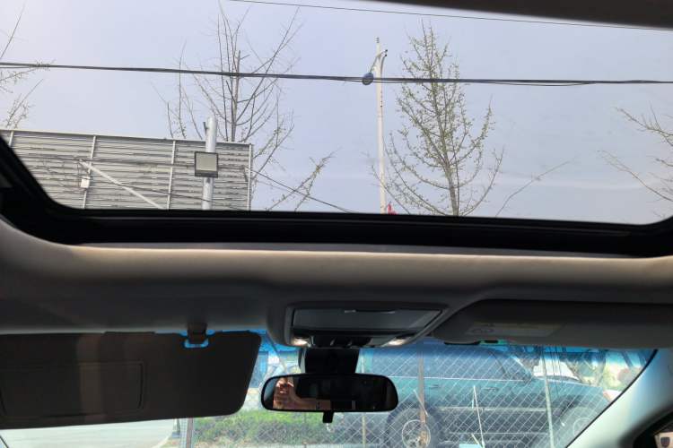 Used Honda Elysion 2022 2.0L eHEV Luxury Edition