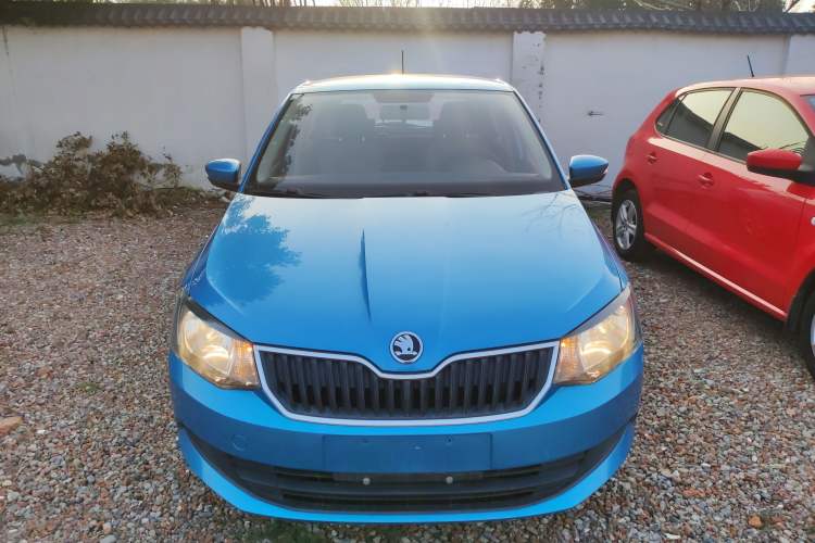 Used Skoda Fabia 2016 1.4L Automatic Car Enjoy Edition