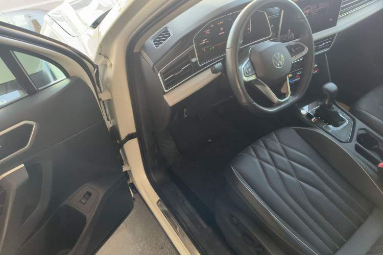 Used Volkswagen Tiguan L 2024 300TSI Automatic Two-Wheel Drive Smart Edition Driver Seat