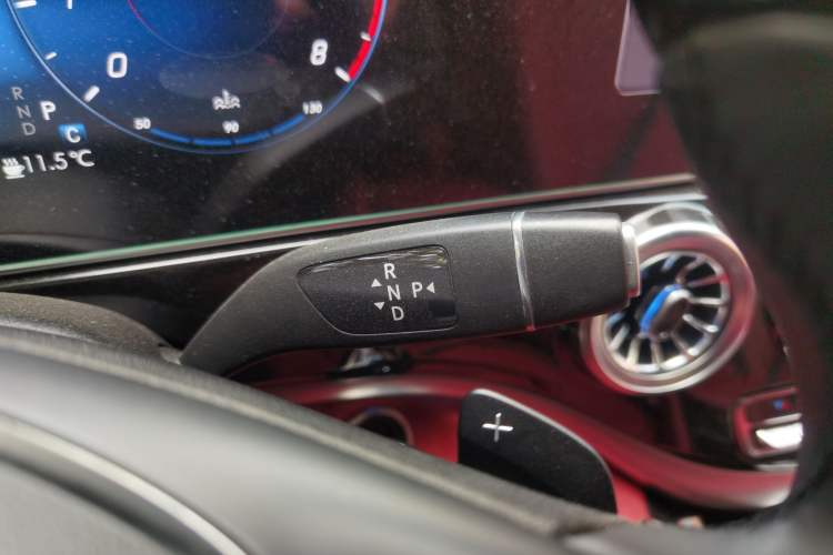 Used Mercedes-Benz Vito 2021 2.0T Business Version 7 Seats