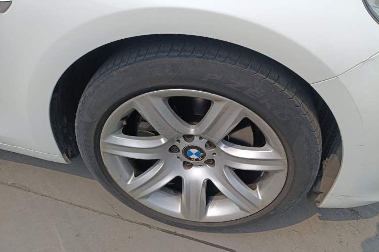 Used BMW 5 Series GT 2017 528i Leading Model
