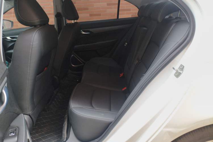 Used Geely Auto Emgrand 2021 UP 1.5L CVT Luxury Model