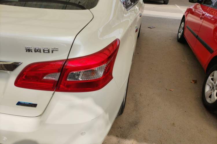 Used Nissan Sylphy 2018 1.6XV CVT Deluxe Edition Exterior 3