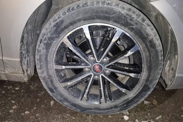 Used Roewe i5 2020 1.5L Automatic 4G Connect Luxury Flagship Edition