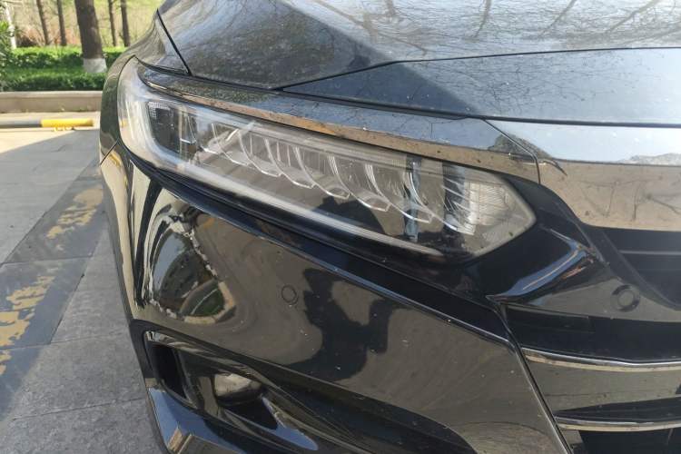 Used Honda Accord 2022 260TURBO Phantom Night · Prestige Edition Right Front Headlight