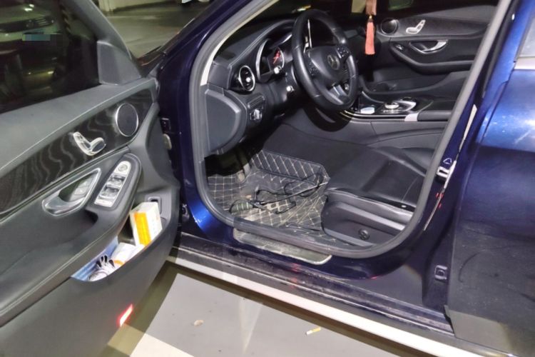 Used Mercedes-Benz C-Class 2018 C 180 L Fashion Edition Sport Version
