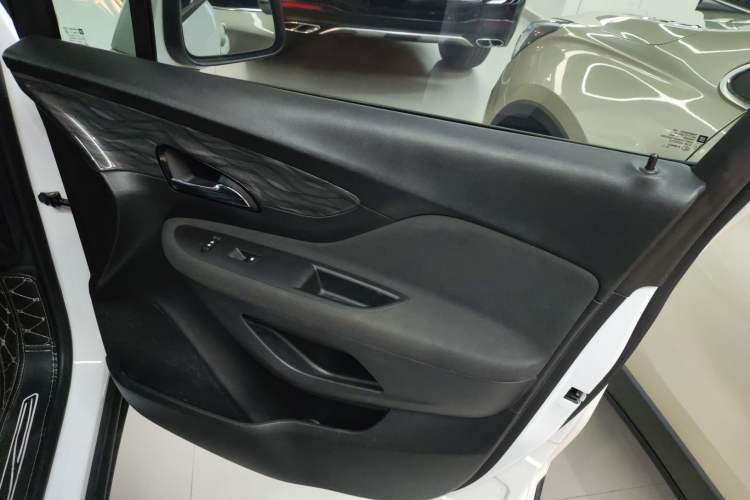 Used Buick Encore 2016 18T Automatic Two-Wheel Drive Urban Leading Edition