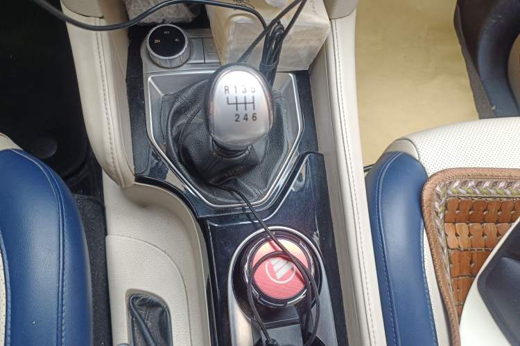 Used Foton General G9 2021 2.5T Armored Grand Commander Manual 4x4 Leisure Edition Premium Long-Box JE4D25Q6A
