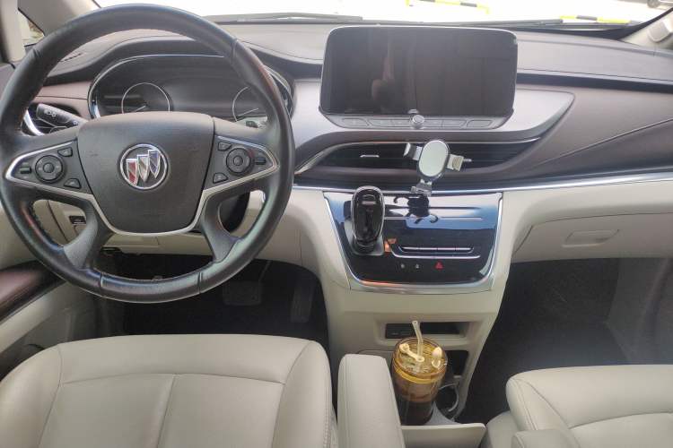 Used Buick GL8 2021 Land Cruiser Executive Class 652T Luxury Model