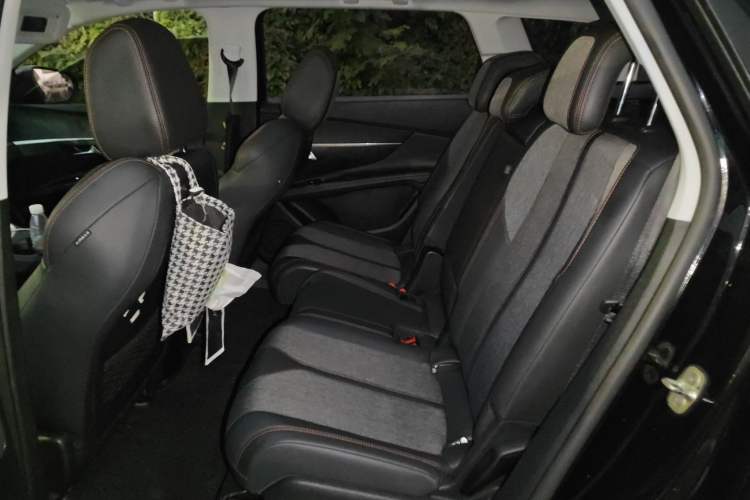 Used Peugeot 5008 2017 350THP 7-Seater Elite Edition
