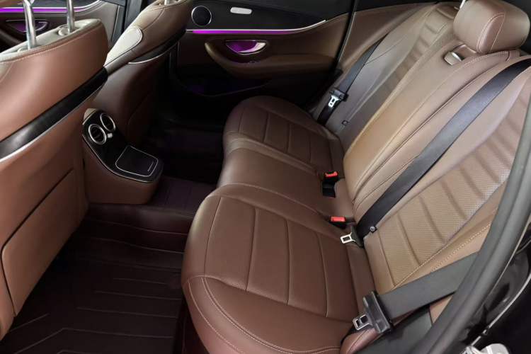 Used Mercedes-Benz E-Class 2022 Revised Version E 300 L Sporty and Stylish Edition
