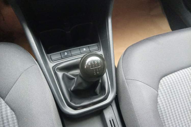 Used Volkswagen Santana 2021 1.5L Manual Fashion Edition Gear Lever