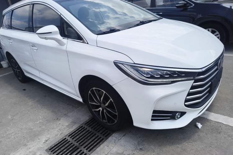 Used BYD Song MAX 2017 1.5T Automatic Smart Connect Prestige 7-Seater