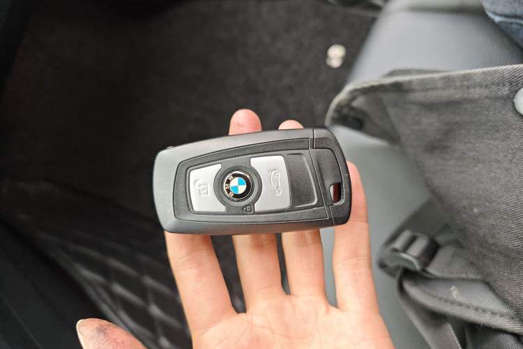 Used BMW 3 Series 2016 320Li Ambition Model Vehicle Key