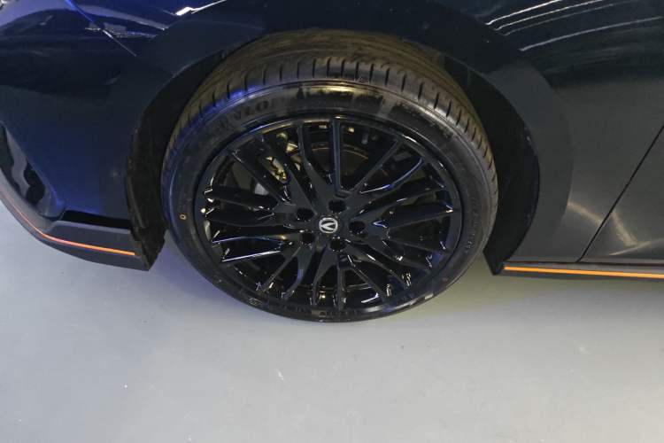 Used CHANGAN UNI-V 2025 Model Third-Generation 1.5T 500Bar Prestige Sports Edition
