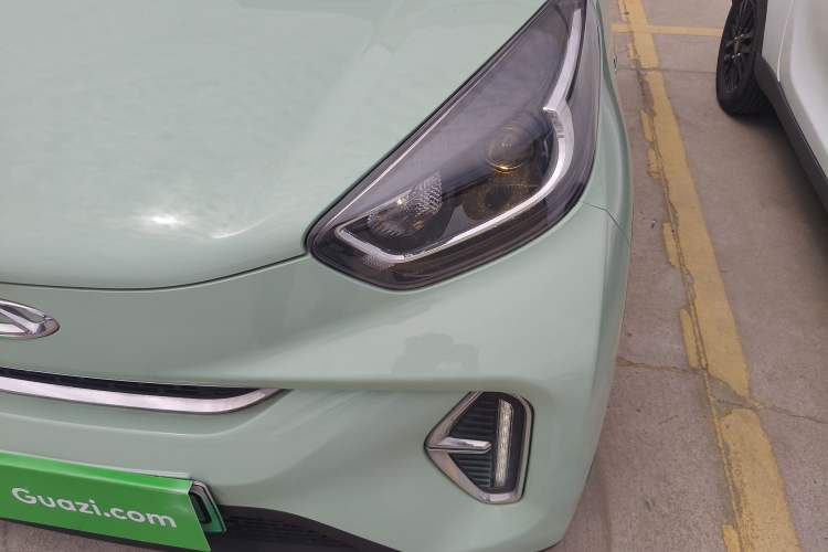 Used Chery Little Ant 2022 Revised Version Sweet Pink Edition Half-Sugar Version Lithium Iron Phosphate 30.7 kWh 30 kW 301 km Left Front Headlight