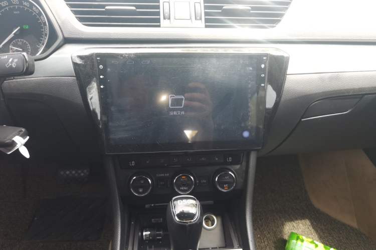 Used Skoda Superb 2016 TSI280 DSG Innovation Edition Audio And AC Panel